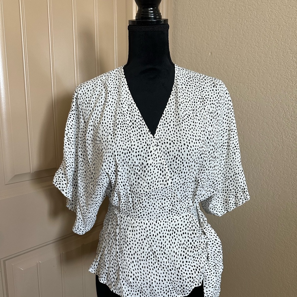 Chelsea28 Black and White Dotted Blouse Shirt size XXS from Nordstrom